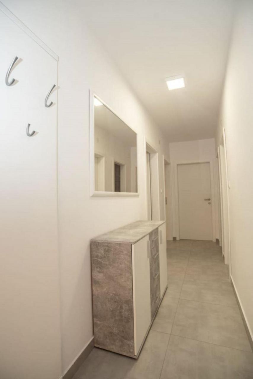 Apartments Andelko - Air Condition Baška Voda Eksteriør bilde